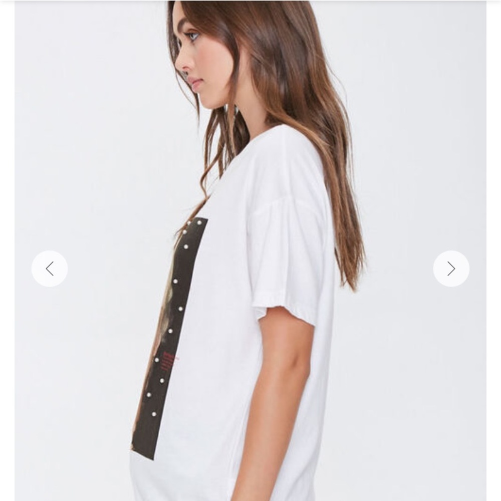 Host pick! 🎉 Faux pearl Marilyn Monroe tee - Picture 4 of 5